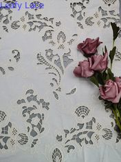 100% Katun Bordir Lubang Kain Laser Cut 3D Bordir Patch Oleh Leafy