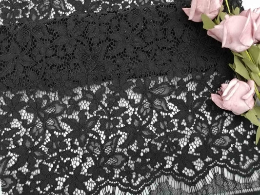 3D 57 Inch Black Floral Corded Lace Fabric Dengan Handfeel Lembut