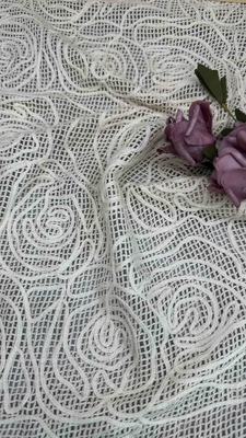 100% Kotak Gading Kain renda bordir 124cm Lebar
