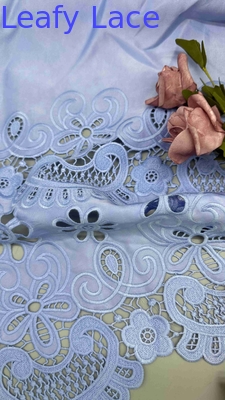 Laser Cut Bordir Kain Cahaya Biru Poly Grpund Bordir Eyelet Kain Untuk Merek Garment