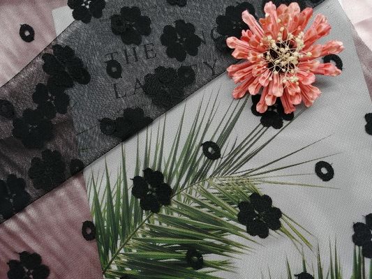 Kain Renda Bordir Hijau AZO Daur Ulang Gratis Wanita