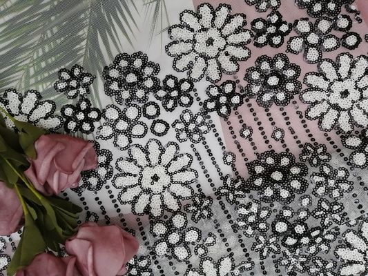 Kain Bordir Payet Pesta Kontras Hitam Putih