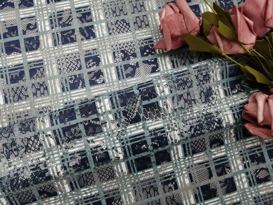 Kain Gaun Malam Pesta Berwarna Bunga Motif Bunga