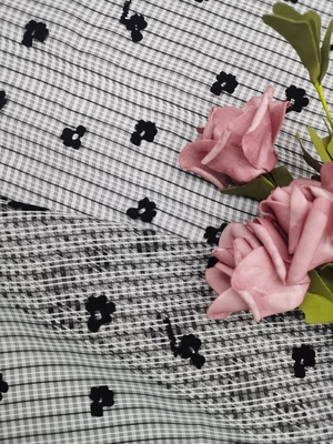 Flower Tulle Flocked Mesh Fabric Mesh dengan desain berkelompok